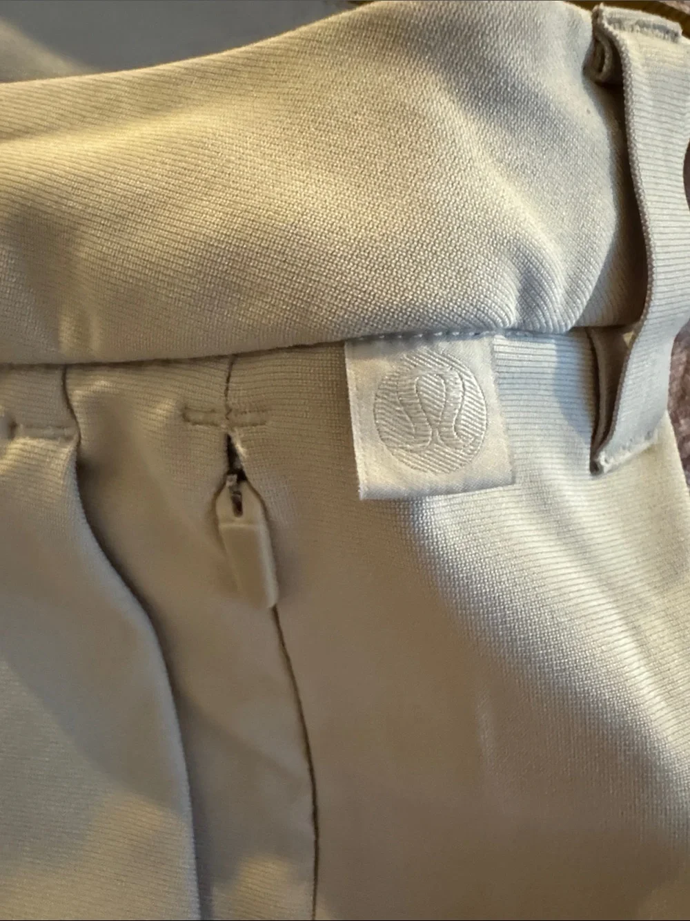 Lululemon ABC Classic Fit Shorts 7” Inseam in Khaki